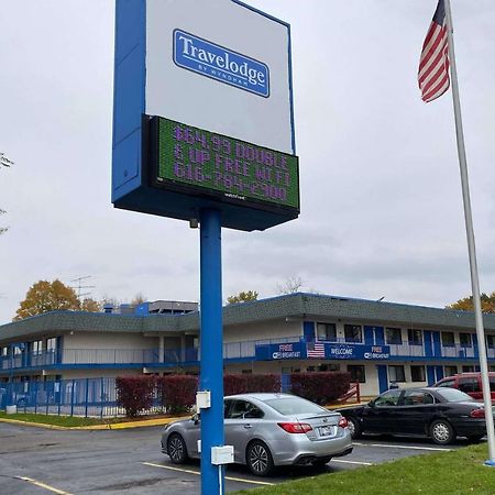 Travelodge By Wyndham Grand Rapids North Walker Εξωτερικό φωτογραφία