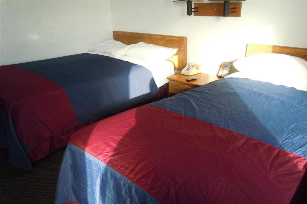 Travelodge By Wyndham Grand Rapids North Walker Εξωτερικό φωτογραφία