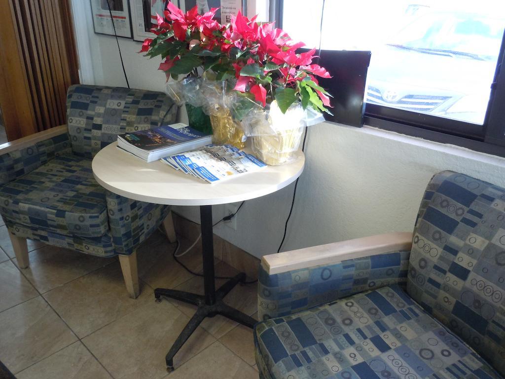 Travelodge By Wyndham Grand Rapids North Walker Εξωτερικό φωτογραφία