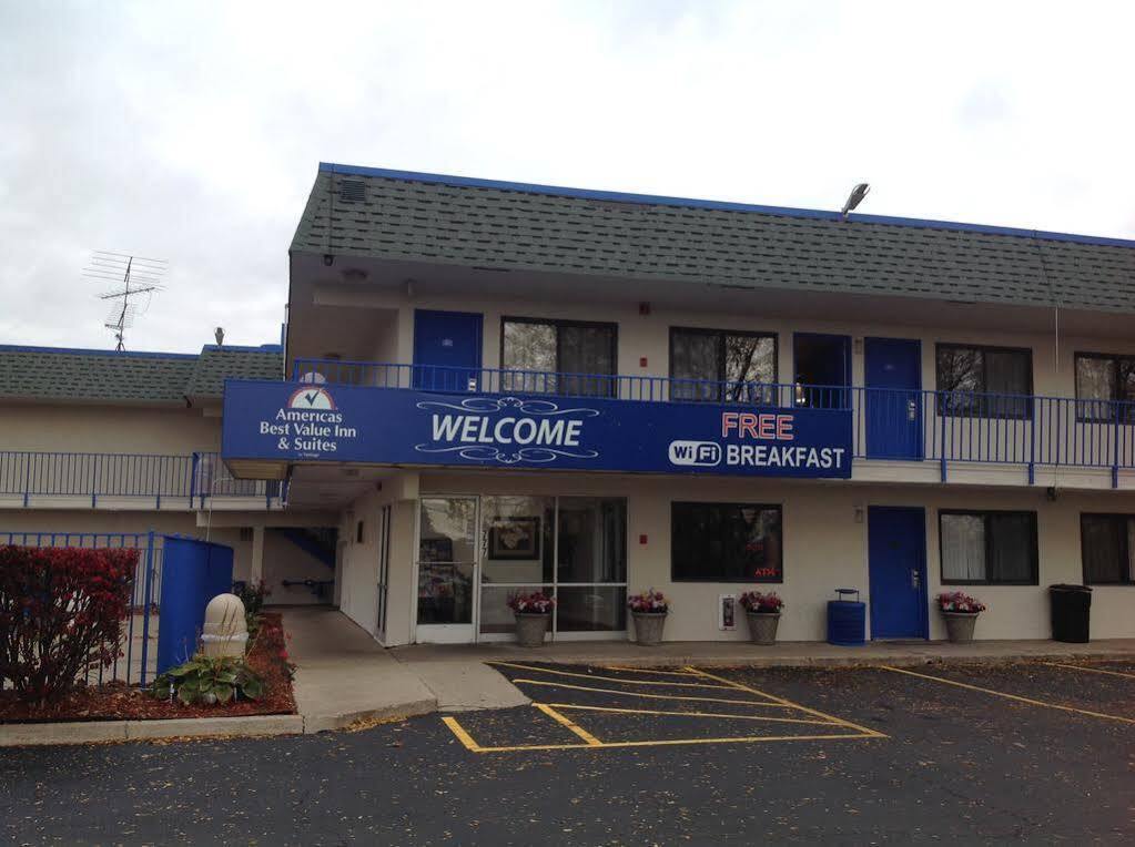 Travelodge By Wyndham Grand Rapids North Walker Εξωτερικό φωτογραφία